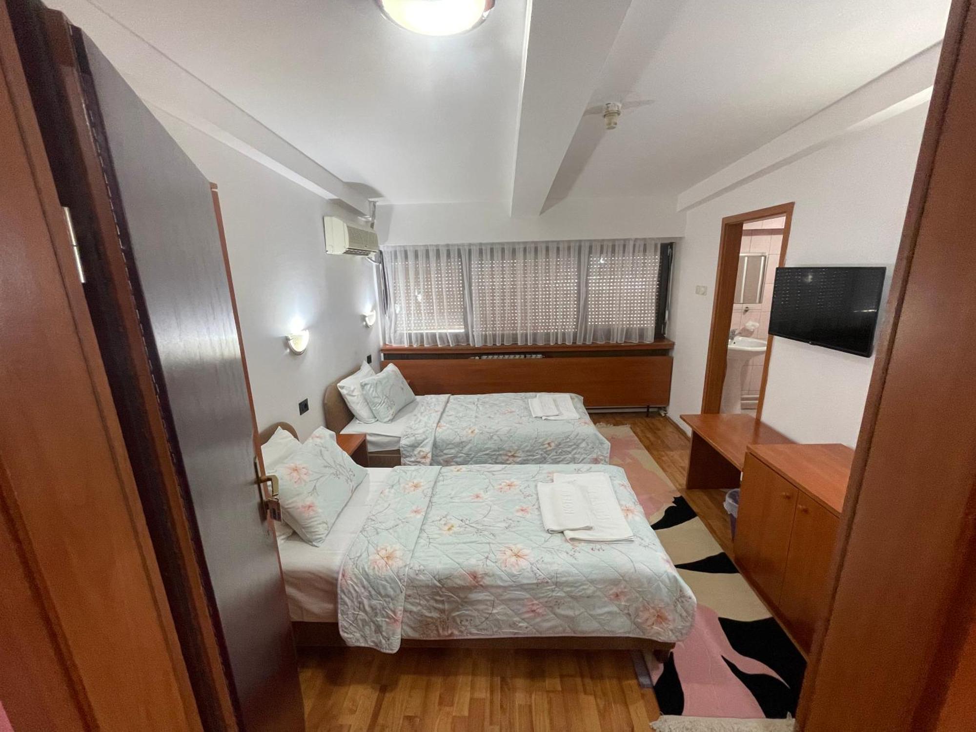 Hotel Square Skopje Eksteriør billede