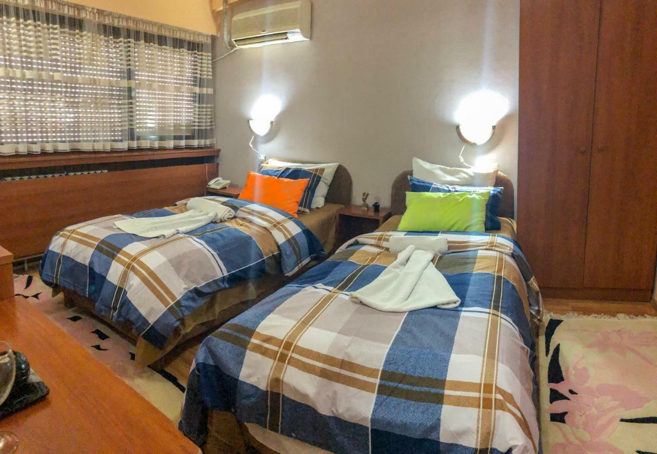 Hotel Square Skopje Eksteriør billede